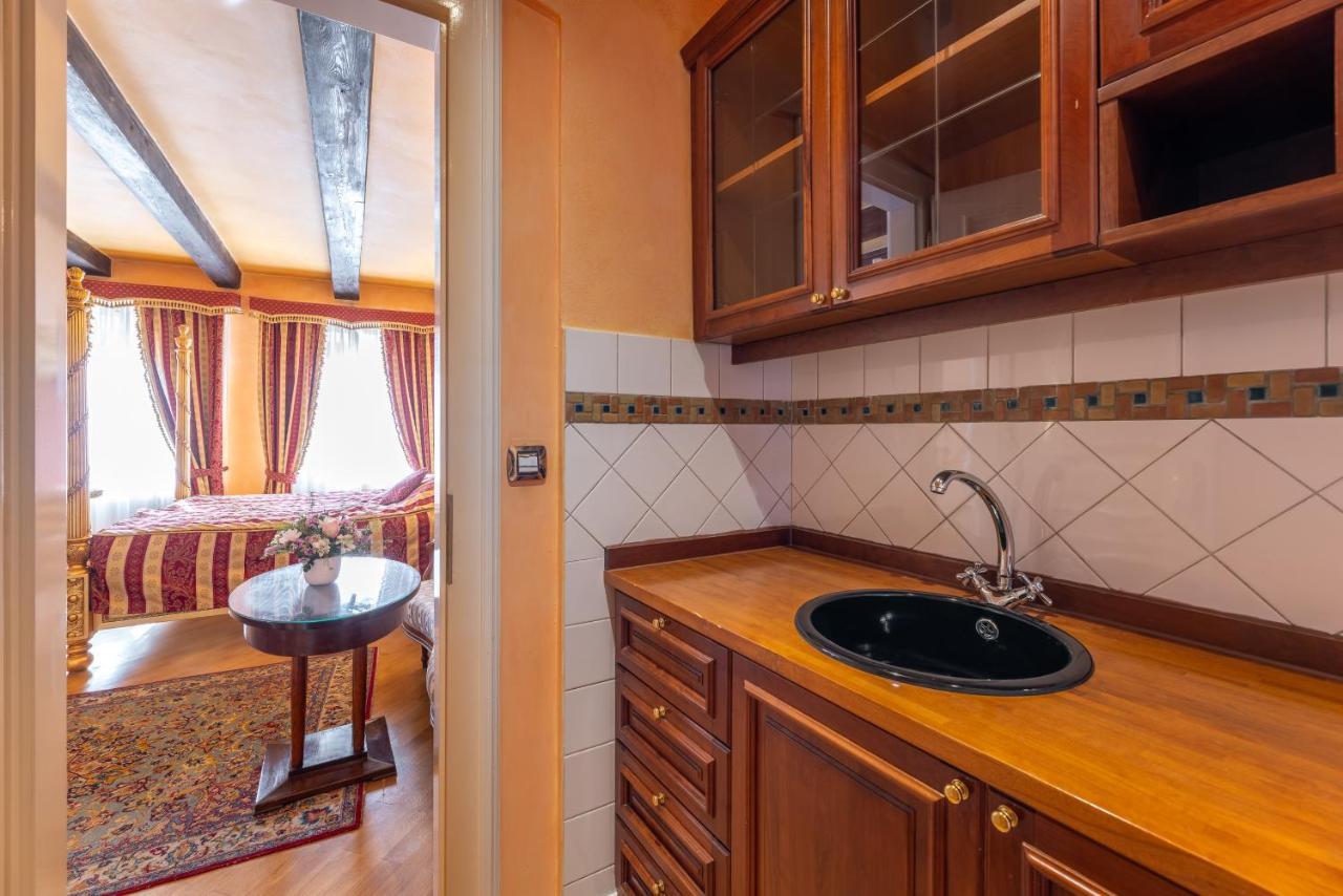 Nosticova Heritage Aparthotel *