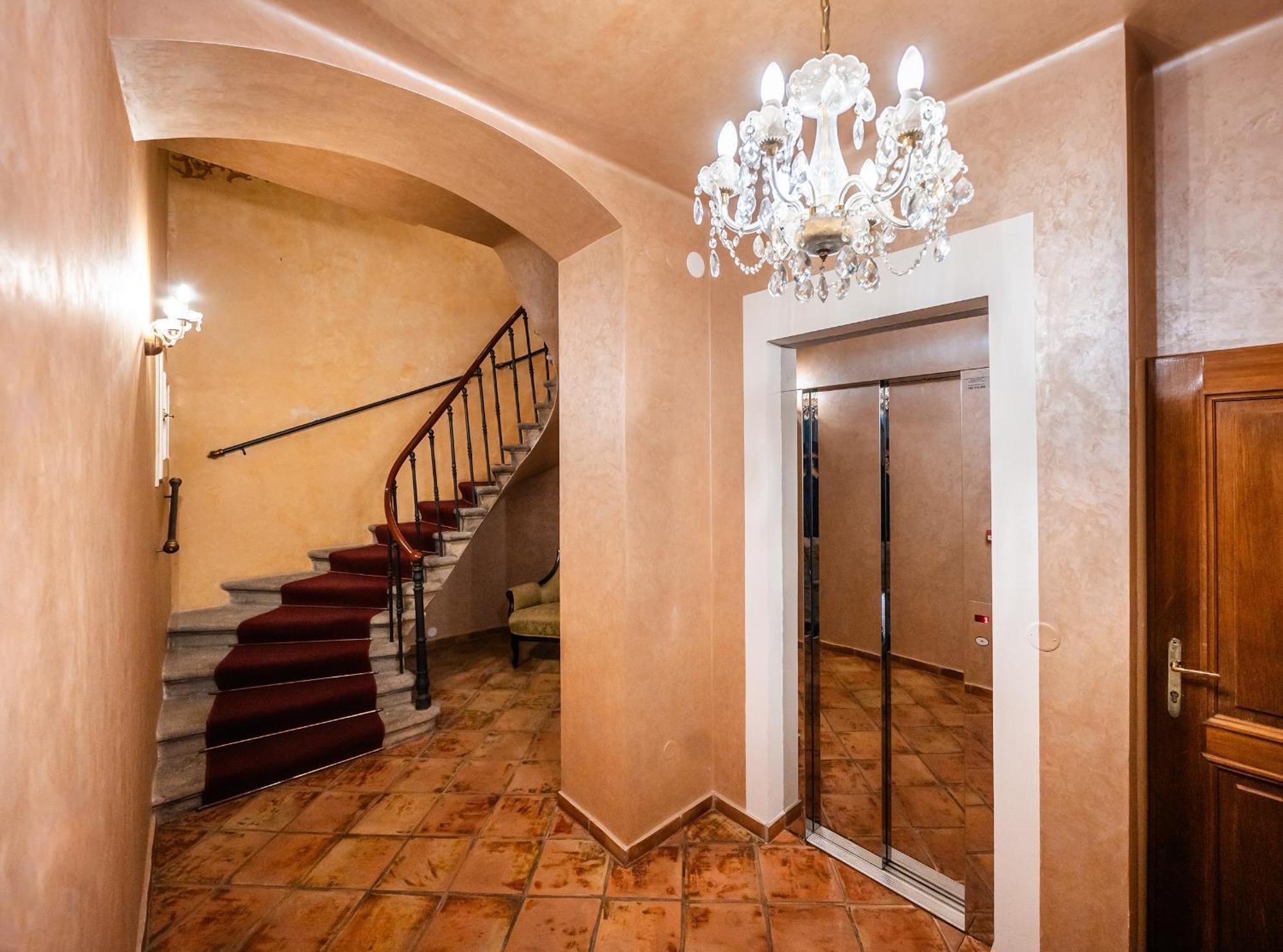 Nosticova Heritage Aparthotel